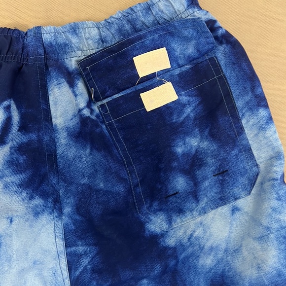 U.S. Polo Assn. Men's Tie Dye Swim Shorts - Picture 6 of 6